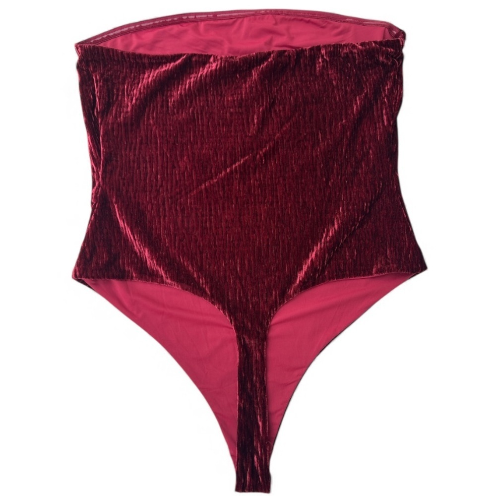 Naked Wardrobe Vibrant Red Velvet Size Large NWOT - Picture 3 of 7